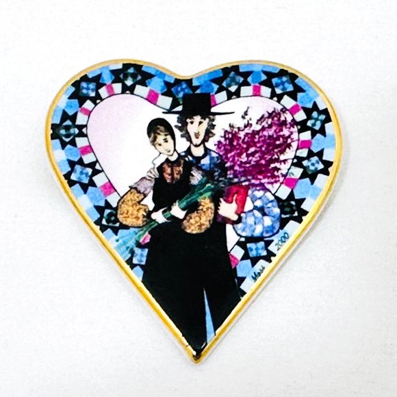 P. Buckley Moss Stars of Love Porcelain Brooch/Pendant Vintage 2000 - Picture 9 of 9